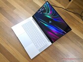 Recensione del Laptop Razer Blade 15 Modello base 2020: aggiornamento con la Intel Comet Lake-H decima generazione