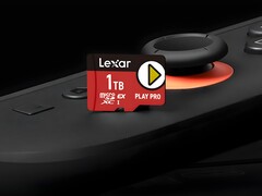 Scheda microSD Express Lexar da 1 TB appoggiata su Switch 2 (Fonte immagine: Lexar con modifiche)