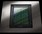 Vista ravvicinata di un die della GPU Nvidia RTX con circuiti esposti e involucro metallico (Fonte: Nvidia)
