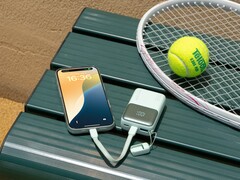 La banca di energia INIU Pocket Rocket P50 ha una capacità di 10.000 mAh (Fonte: INIU)