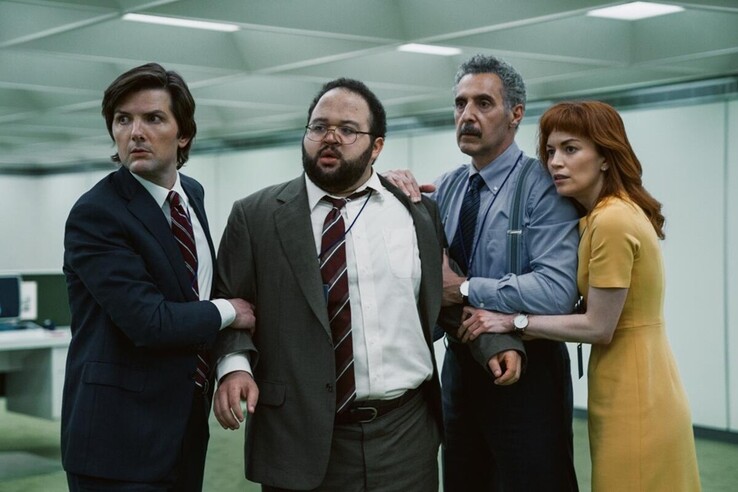 Ben Stiller, si basa su una premessa brillantemente inquietante: cosa succederebbe se il lavoro e la vita personale potessero essere completamente separati? (Fonte: Apple TV+)