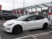 La nuova Model 3 ha alzato nuovamente la posta in gioco in termini di efficienza (immagine: Bjørn Nyland/YouTube)