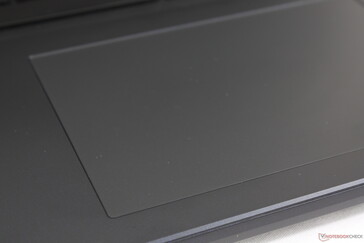 Clickpad ampio e scorrevole con un feedback morbido quando viene premuto