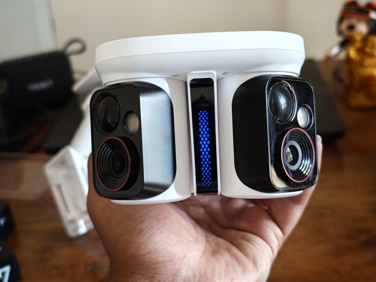 La telecamera di sicurezza Baseus X1 Pro è dotata di due obiettivi 3K indipendenti