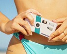 La One35 V2 sembra una fotocamera compatta analogica, ma ha un sensore digitale. (Fonte: Flashback)