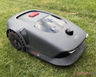 Mova 1000 nel test dei tosaerba robot. (Fonte: Marcus Schwarten / Notebookcheck)