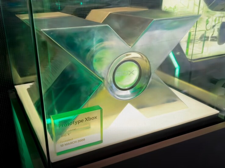 Il prototipo originale di Xbox "Big-X" (Fonte immagine: Macho Nacho Productions via YouTube)
