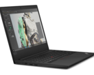 Recensione del Laptop Lenovo ThinkPad E495: Portatile da ufficio economico con molta potenza, ma senza illuminazione della tastiera