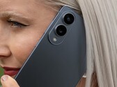 Si suppone che il Galaxy S26 Edge abbandonerà la fotocamera principale da 200 MP del modello S25 Edge. (Fonte immagine: Samsung)