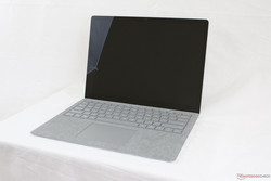 Recensione: Microsoft Surface Laptop (i7-7660U)