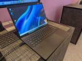 Recensione del portatile HP Dragonfly Pro: l'AMD Ryzen 7 7736U fa faville