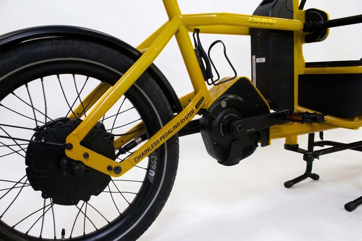 L'impianto elettrico è costituito da una batteria, un generatore (con pedali) e il motore vero e proprio