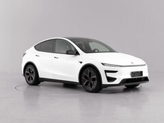 Il restyling della Tesla Model Y Performance