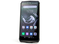 Recensione dello smartphone Blackview BV9100. Dispositivo di teest fornito da Blackview.