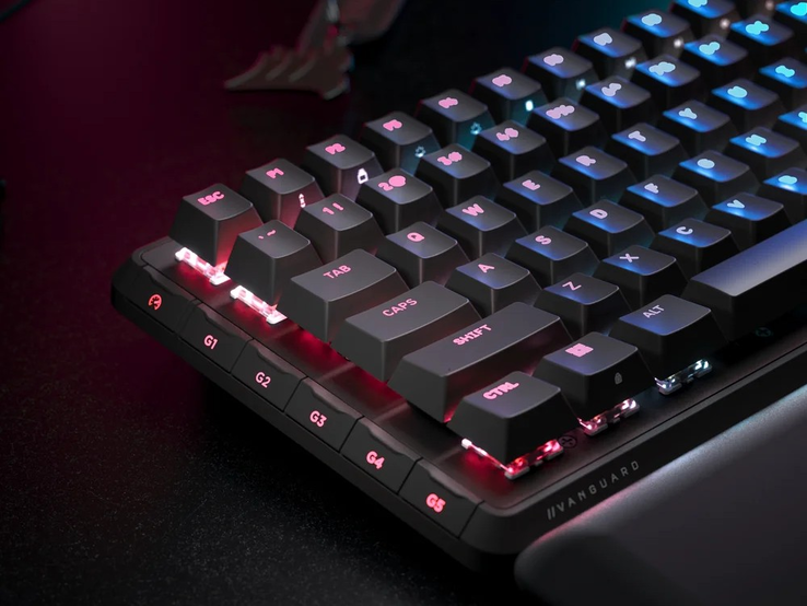 Tasti G a basso profilo (nella foto). Per impostazione predefinita, il tasto modalità di gioco consente ai giocatori di bloccare il profilo di illuminazione RGB. (Fonte: Corsair)