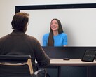 Un utente prova l'esperienza di videochiamata 3D di Google Beam all'I/O 2025 (Fonte immagine: Google)
