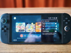 Lo Switch 2 è stato ufficialmente messo a disposizione dei consumatori il 4 giugno. Nella foto - una fotografia del Nintendo Switch 2. (Fonte: Hannes Brecher / Notebookcheck)