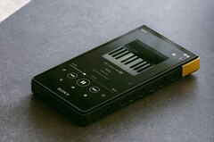 Il Walkman NW-ZX707 è il più costoso degli ultimi dispositivi Walkman di Sony. (Fonte: Sony)