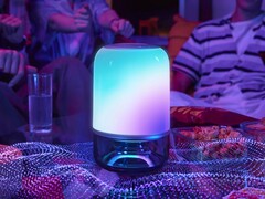 La lampada da tavolo 2 Pro x Sound by JBL di Govee (nella foto) è arrivata in Europa. (Fonte: Govee)