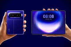 Huawei Pura X Max ha un formato di display insolitamente ampio.