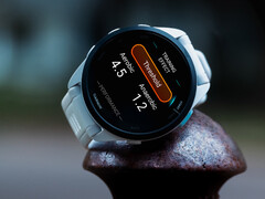 Il Forerunner 165 è uno dei cinque smartwatch Forerunner idonei a ricevere la versione software 25.04. (Fonte: Garmin)