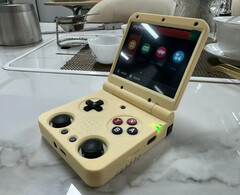 Miyoo has found space for a pair of joysticks in its clamshell gaming handheld, unlike Anbernic. (Image source: Miyoo via Retro Handhelds)