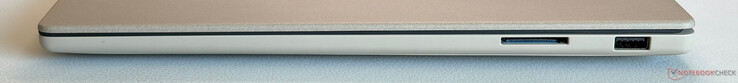 Lato destro: Lettore di schede SD, USB-A 3.2 Gen.2 (10 Gbps)