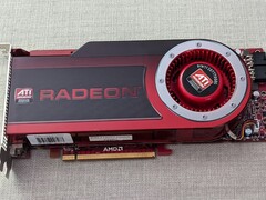 Una GPU ATI Radeon HD 4870 nella foto