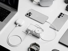 È arrivata la nuova Power Bank retrattile 3-in-1 di Sharge (nella foto). (Fonte: Sharge)