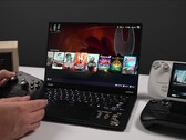 Asus TUF Gaming A14 con SteamOS 3.9 in esecuzione insieme a uno Steam Deck