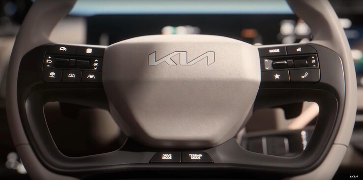 I pulsanti tattili sul volante sono uno schema di controllo ideale per ridurre al minimo le distrazioni. (Fonte: Kia Worldwide)