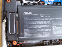batteria da 90 Wh nell'Asus Rog Strix G16