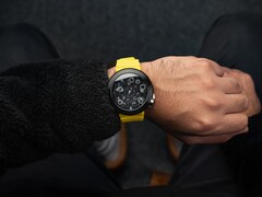 L'orologio Atari Asteroids 45° anniversario ha un quadrante che rende omaggio al gioco arcade. (Fonte: Nubeo)