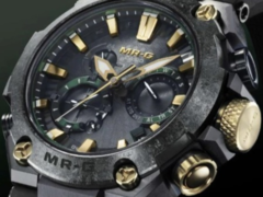 Il Casio MRG-B2000RG-3A (nella foto) sembra avere una texture spazzolata, quasi simile alla pietra, intorno ai bordi e alle viti esagonali visibili. (Fonte: Grande Mondo G-Shock)