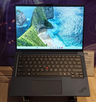 Il Lenovo ThinkPad T14 Gen 7.