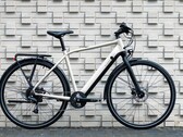 La bicicletta elettrica Decathlon Elops LD500E ha un'autonomia di assistenza fino a 115 km (~71 miglia). (Fonte: Decathlon)