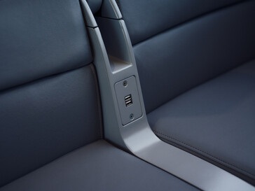 USB-A tra i sedili. (Fonte: Amtrak)