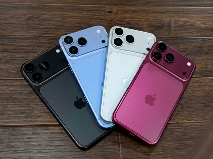 modelli di design di iPhone 18 Pro, screenshot dal video di Weibo linkato qui sotto - modificato.