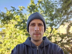 Un selfie con la fotocamera frontale da 5 megapixel