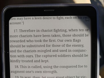 Gli angoli arrotondati tagliano il testo.