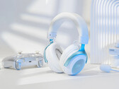 Le cuffie sono dotate di driver dinamici da 50 mm, audio surround virtuale 7.1 e un sistema a doppio microfono con cancellazione del rumore ambientale.
