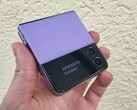 Il display della cover di Samsung Galaxy Z Flip5 sarà un'unità assoluta (immagine via own)