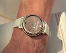 Lo smartwatch Garmin Lily 2 (nella foto) sta ricevendo la versione beta 8.01. (Fonte: Garmin)