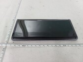 Questa potrebbe essere una rara foto hands-on dell'LG Rollable. (Fonte: NRRA)