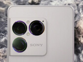 Il prossimo smartphone Xperia 1 di Sony in uno dei suoi quattro colori di lancio roumatizzati