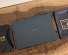 L'ultimo modello Yoga 7 da 14 pollici con processore Snapdragon garantisce un'autonomia più che doppia rispetto al modello equivalente con processore AMD