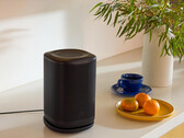 Il sistema ricalca il modello Sonos, utilizzando un'unica app per il raggruppamento delle stanze, l'abbinamento stereo, la calibrazione automatica dell'ambiente e le configurazioni surround con soundbar.