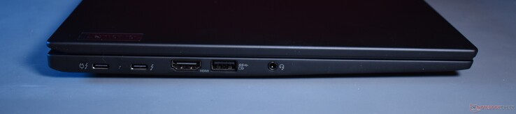 sinistra: 2x Thunderbolt 4, HDMI, USB A 3.2 Gen 1, audio da 3,5 mm
