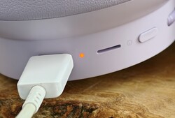 Cuffie over-ear Vivo con LED di ricarica