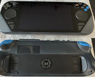 Questo prototipo di Steam Deck è significativamente meno potente delle unità di vendita al dettaglio. (Fonte immagine: eBay - modificato)